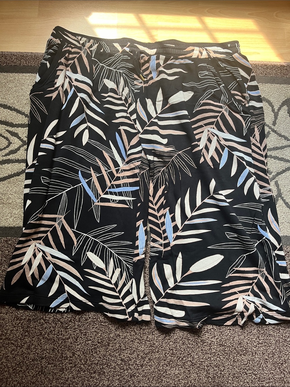 Sseko Black Cropped Ankle Pants with Cream, Tan & Blue Leaf Print